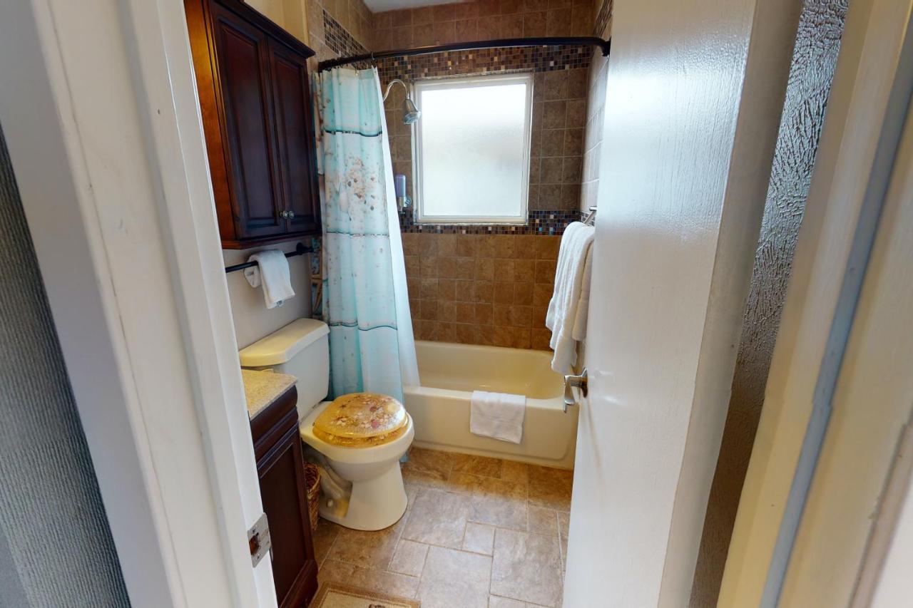 Taylor'S Perch Villa Galveston Exterior photo